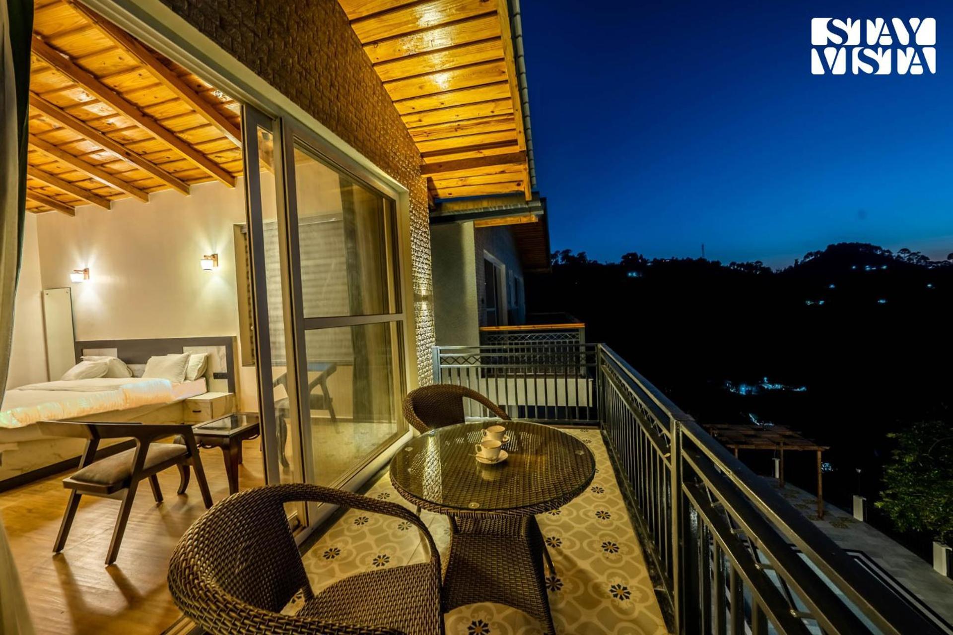 Stayvista At Sunset Springs With Pool & Views ไนนิตาล ภายนอก รูปภาพ